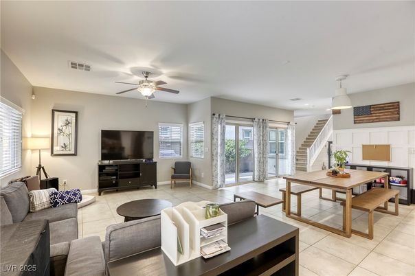 Dining room, Interior, Living room, Pendant Lights