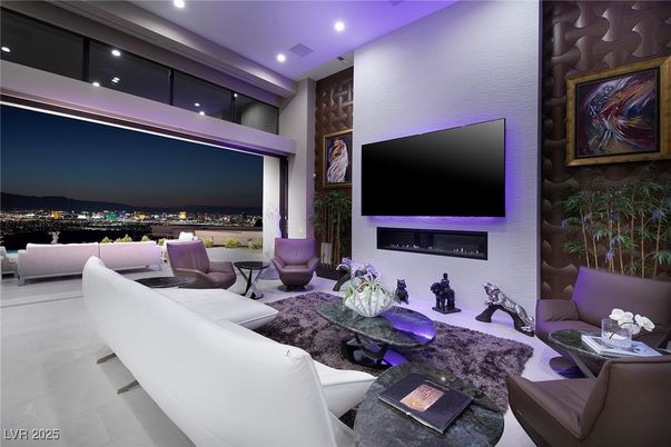 Fireplace, Interior, Living room, Recessed Lighting