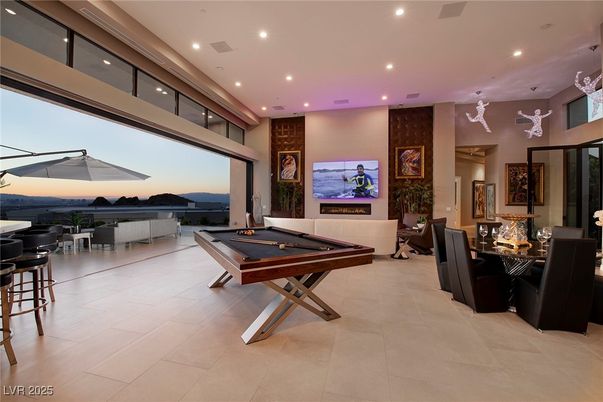 Billiard Table, Game Room, Interior, Living room, Recessed Lighting