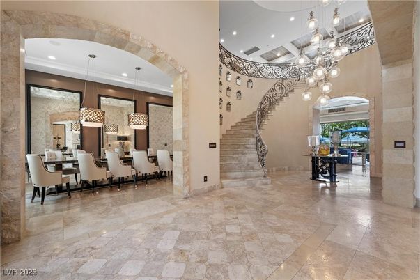 Dining room, Interior, Pendant Lights, Recessed Lighting