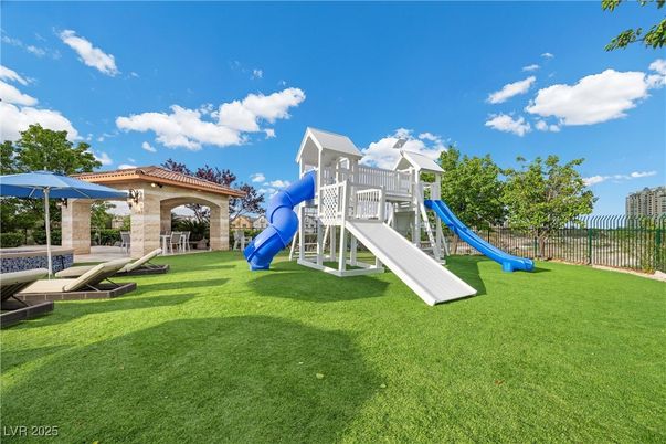 Backyard, Exterior, Playground