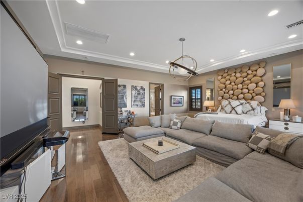 Interior, Living room, Pendant Lights, Recessed Lighting, Stone Walls, Wood Texture Flooring
