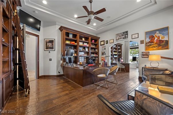 Home Office, Interior, Recessed Lighting, Wood Texture Flooring