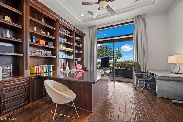 Home Office, Interior, Recessed Lighting, Wood Texture Flooring