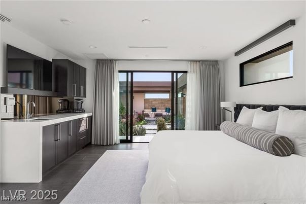 Bedroom, Interior, Kitchen, Recessed Lighting, Wood Texture Flooring
