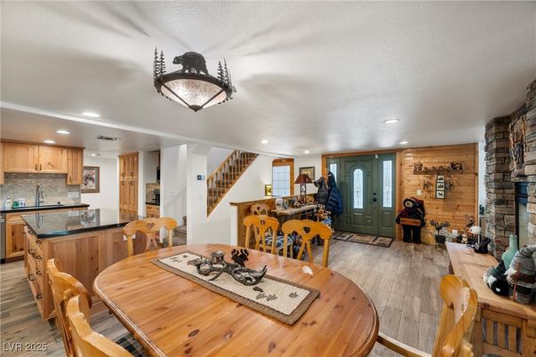 Dining room, Interior, Kitchen, Recessed Lighting, Wood Texture Flooring, Wooden Walls