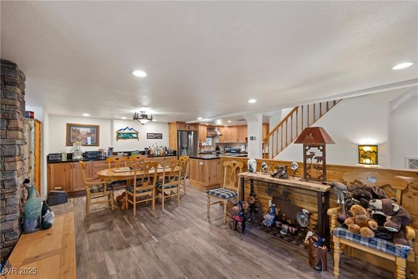 Dining room, Interior, Kitchen, Recessed Lighting, Wood Texture Flooring