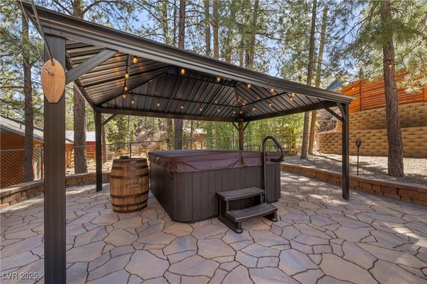 Exterior, Hot Tub