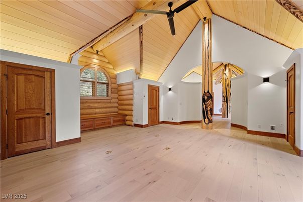 Empty room, Interior, Wooden Beams, Wooden Ceilings, Wood Texture Flooring, Wooden Walls