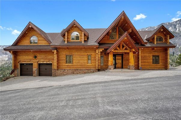 Attached, Exterior, Facade, Log Home