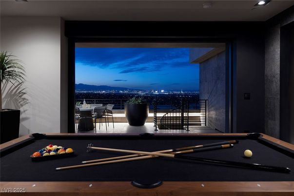 Billiard Table, Game Room, Interior, Recessed Lighting