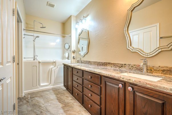 Bathroom, Dual Sink Vanities, Interior, Washer