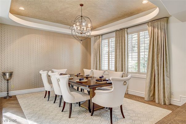 Chandelier, Dining room, Interior, Recessed Lighting, Wood Texture Flooring