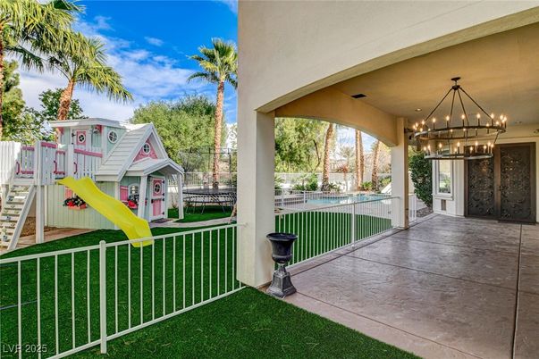 Backyard, Exterior, Playground