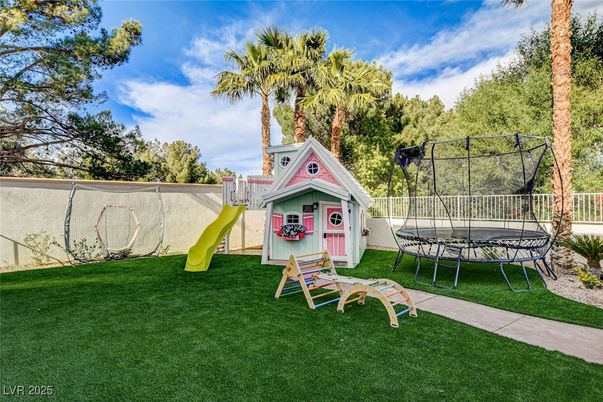 Backyard, Exterior, Playground