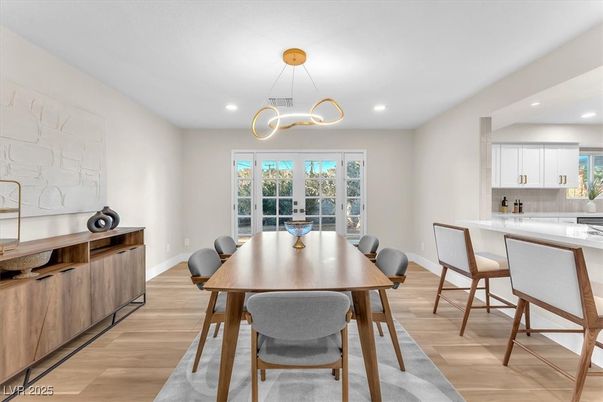 Dining room, Interior, Pendant Lights, Recessed Lighting, Wood Texture Flooring