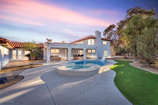 Backyard, Exterior, Pool