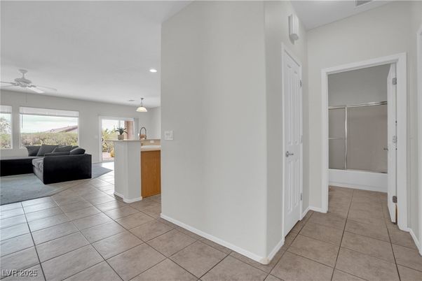 Bathroom, Glass Shower, Interior, Pendant Lights, Recessed Lighting