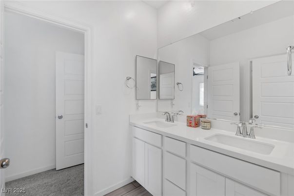 Bathroom, Dual Sink Vanities, Interior