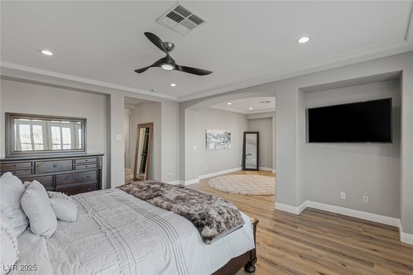 Bedroom, Interior, Recessed Lighting, Wood Texture Flooring