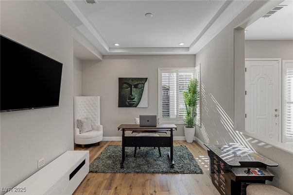 Home Office, Interior, Recessed Lighting, Wood Texture Flooring