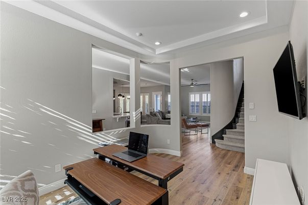 Interior, Recessed Lighting, Wood Texture Flooring