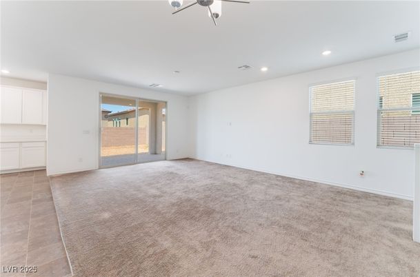 Empty room, Interior, Recessed Lighting