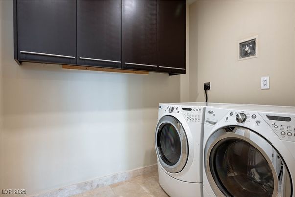 Interior, Washer