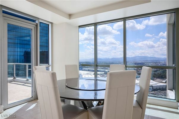 Dining room, Interior, Water