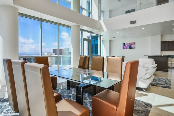 Dining room, Interior, Recessed Lighting