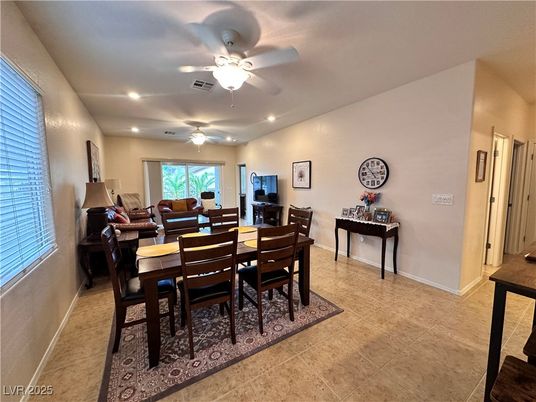 Dining room, Interior, Recessed Lighting