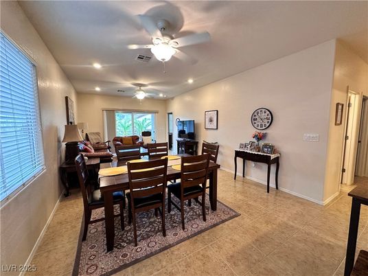 Dining room, Interior, Recessed Lighting