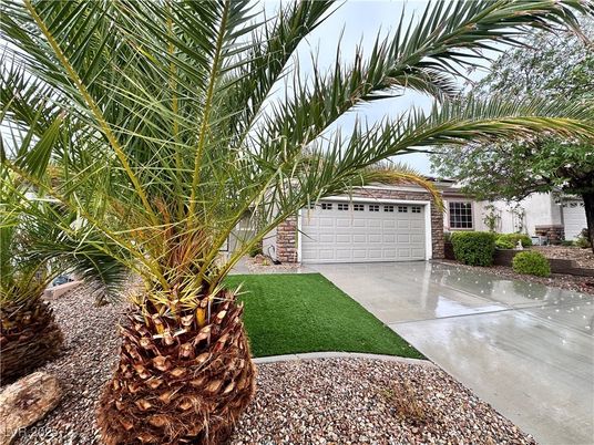 Backyard, Detached Garage, Exterior