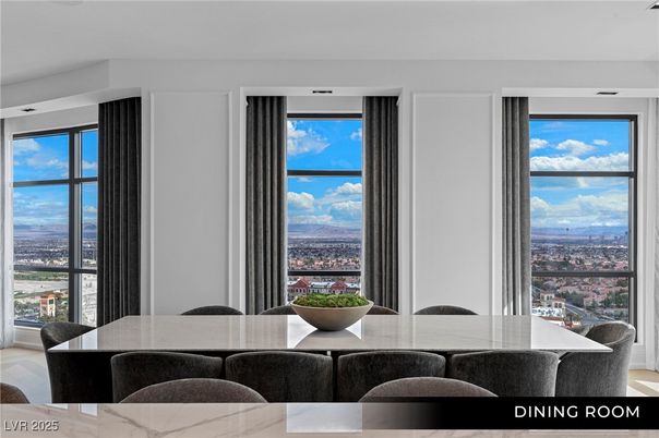 Dining room, Interior