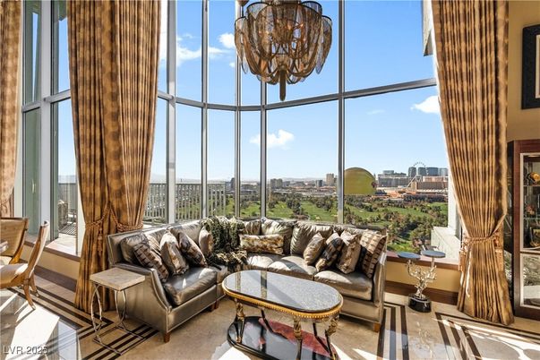 Chandelier, Interior, Living room, Sun Room