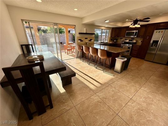 Dining room, Interior, Kitchen, Recessed Lighting, Stainless Steel Appliances