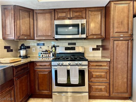 Interior, Kitchen, Stainless Steel Appliances