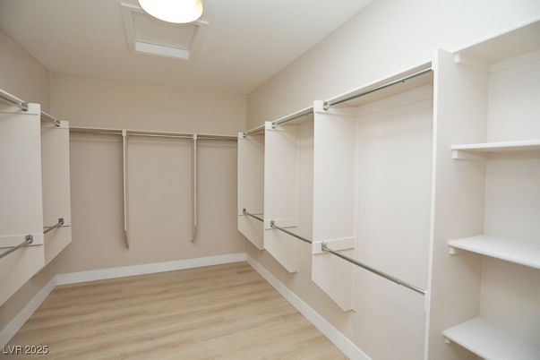 Interior, Walk-in Closets, Wood Texture Flooring