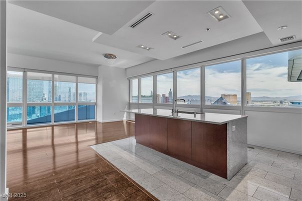 Interior, Recessed Lighting, Water, Wood Texture Flooring