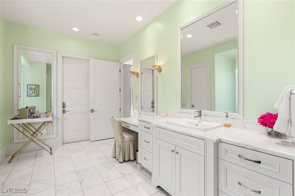 Bathroom, Interior, Marble, Recessed Lighting