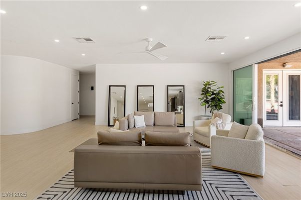 Interior, Living room, Recessed Lighting, Wood Texture Flooring