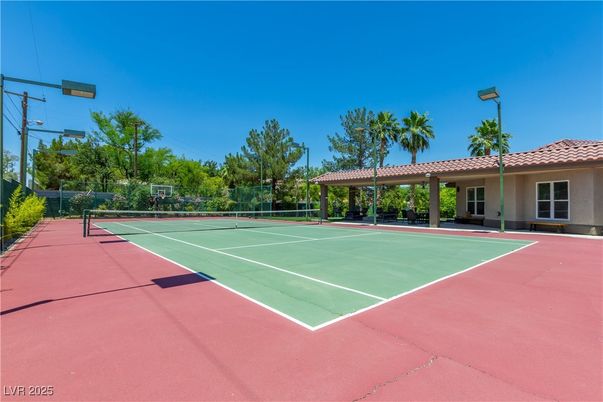 Exterior, Tennis Courts