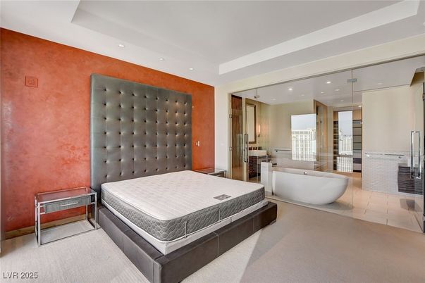 Bathroom, Bedroom, Free Standing Baths, Interior, Recessed Lighting
