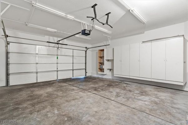 Garage, Interior