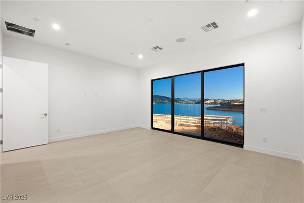 Empty room, Interior, Recessed Lighting, Water
