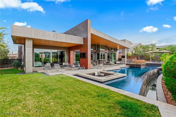 Backyard, Exterior, Pool