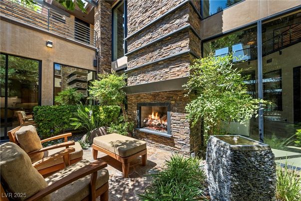 Exterior, Fireplace