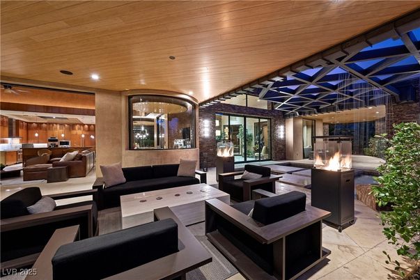 Exterior, Interior, Living room, Recessed Lighting, Wooden Ceilings