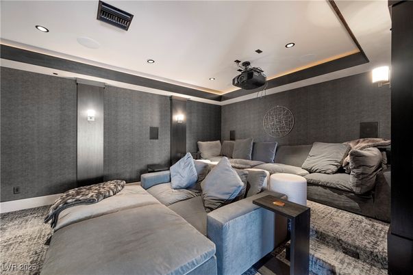 Interior, Projection Screen, Recessed Lighting, Theatre Room