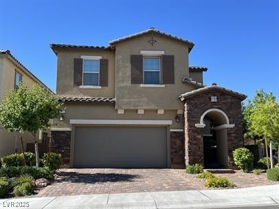 Attached, Exterior, Facade, Mediterranean